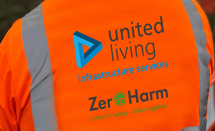 employee wearing zero harm branded high vis